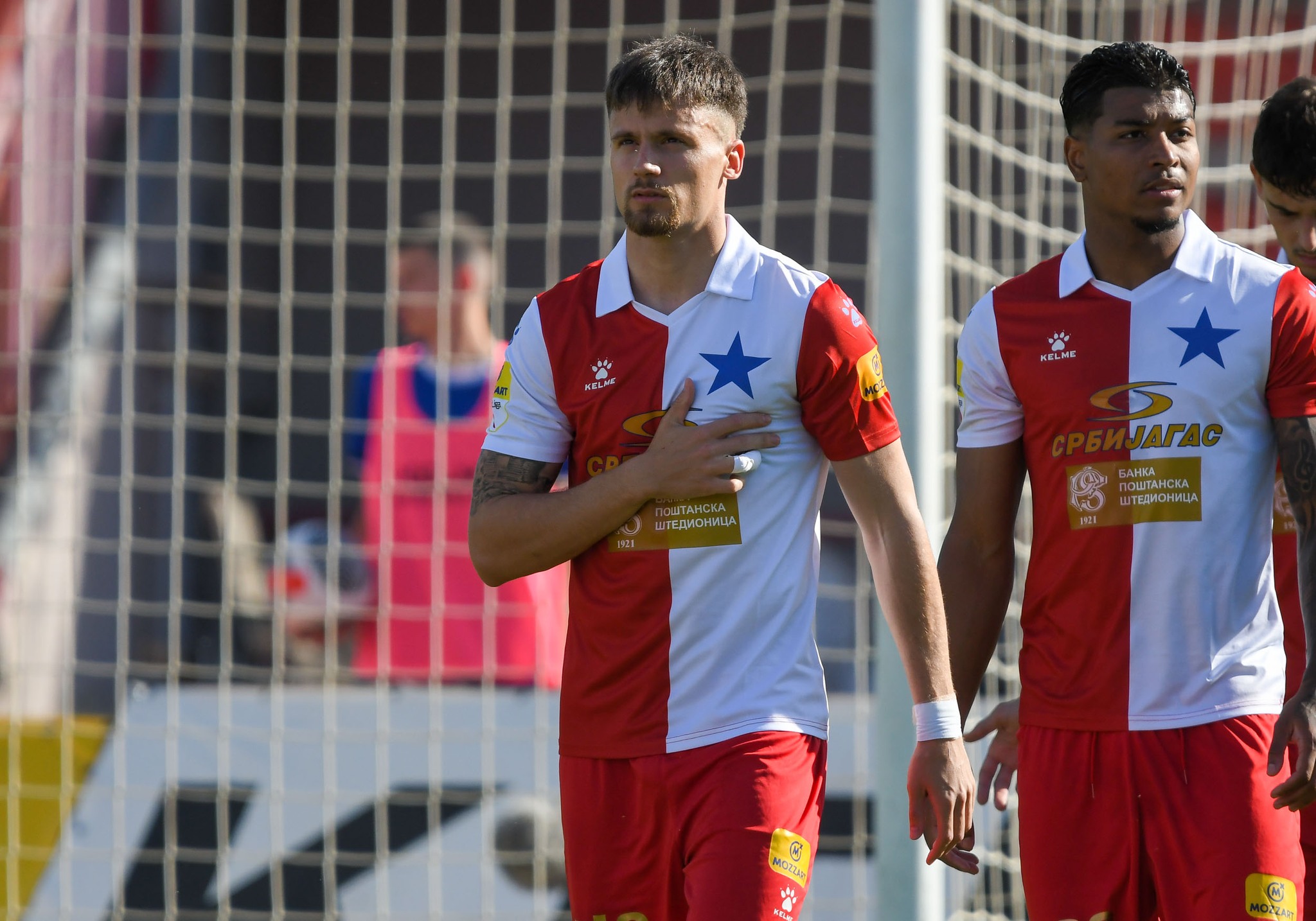 ВОШИН ВЕЗИСТА РЕТКО ДАЈЕ ГОЛОВЕ, АЛИ ЈЕ ЗАТО СВАКИ ЗЛАТА ВРЕДАН: Кад је ...